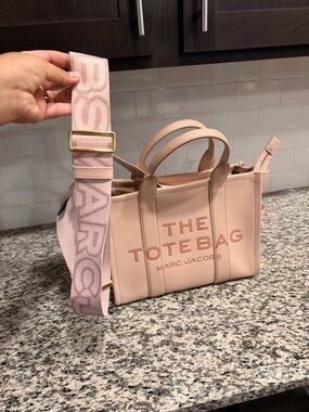 Marc Jacobs Medium Leather Blush Pink Tote Bag with Extra Strap
